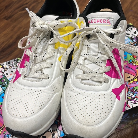 Tokidoki Skechers sz6 - like new - Picture 2 of 9